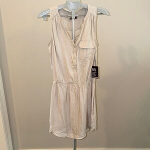 Express Cream Sleeveless Button-Front Pocket Dress